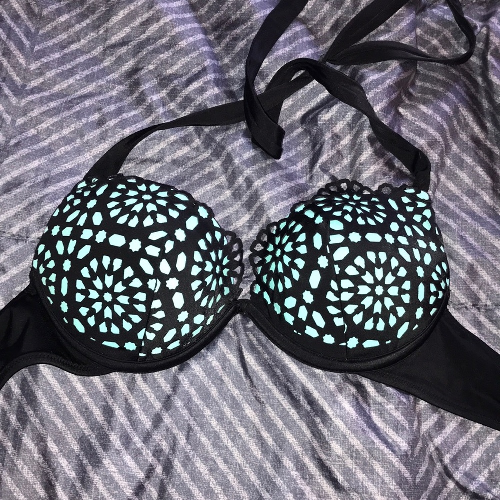 Bikini top